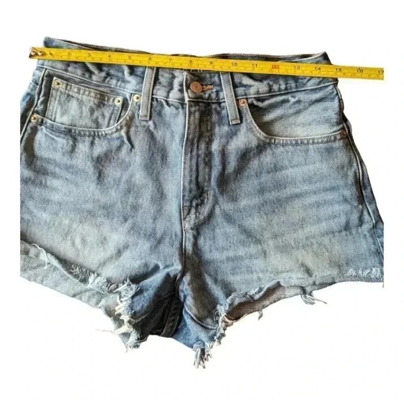 J Crew Relaxed denim short in Baxter Street wash, Item BF378, Size 26 - Picture 8 of 14